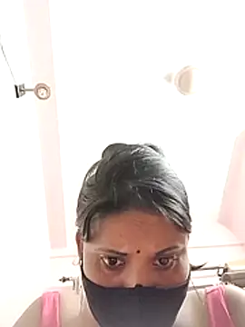 Snapshot of sampachatterjee234 chatting on June 14, 2026, 7:27 pm sampachatterjee234 online show from June 14, 2026, 7:27 pm