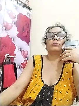 Snapshot of sampachatterjee234 chatting on July 10, 2026, 4:31 pm sampachatterjee234 online show from July 10, 2026, 4:31 pm