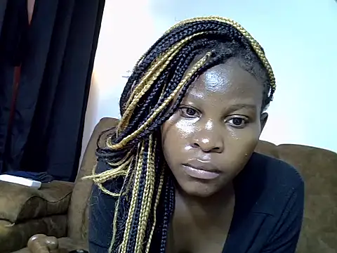 Snapshot of sweet_pie01 chatting on June 12, 2026, 10:14 am sweet pie01 online show from June 12, 2026, 10:14 am