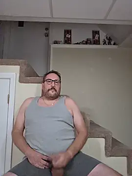 Snapshot of the_Milk_Man chatting on July 17, 2026, 9:27 am the Milk Man online show from July 17, 2026, 9:27 am