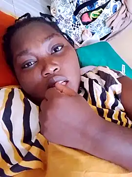 Snapshot of Cute-mish chatting on July 16, 2026, 7:25 am Cute-mish online show from July 16, 2026, 7:25 am