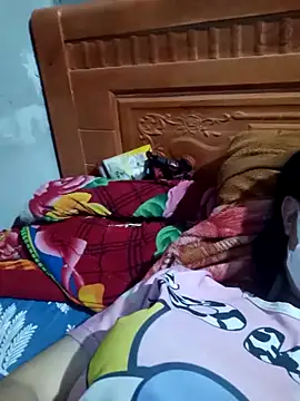 Snapshot of Pussyshow69 chatting on May 28, 2026, 12:35 pm Pussyshow69 online show from May 28, 2026, 12:35 pm