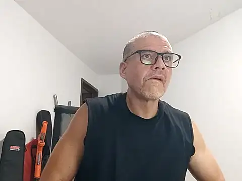 Snapshot of Gaceru01006 chatting on July 10, 2026, 1:10 am Gaceru01006 online show from July 10, 2026, 1:10 am