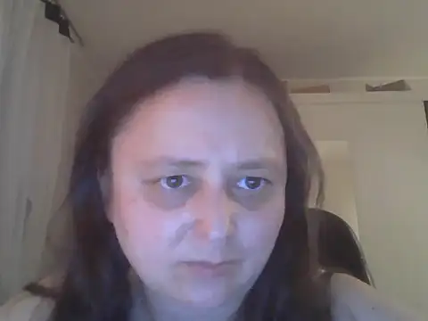 TaylorLovely online show from June 26, 2026, 8:02 pm