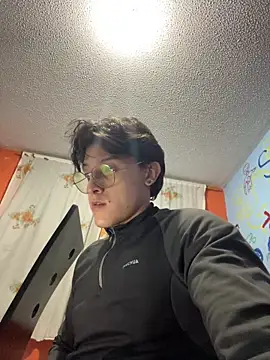 Alan Jhones online show from June 2, 2026, 1:29 am