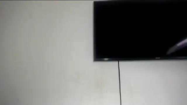 Snapshot of Fox_Loves chatting on June 18, 2026, 9:08 pm Fox Loves online show from June 18, 2026, 9:08 pm
