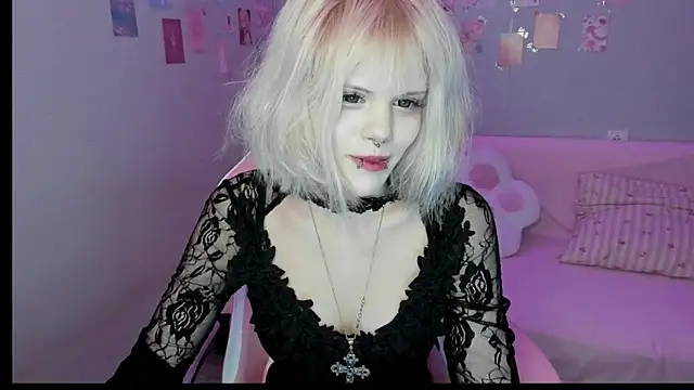VelvetAlice online show from July 18, 2026, 8:56 pm