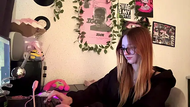 Snapshot of Sunshine_Kira chatting on May 30, 2026, 1:30 pm Sunshine Kira online show from May 30, 2026, 1:30 pm