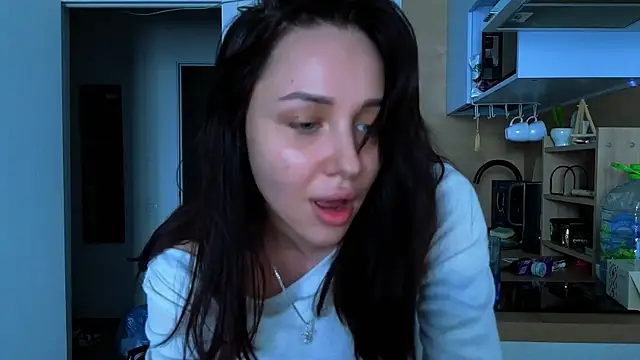 Snapshot of EsterCarterr chatting on May 26, 2026, 1:07 pm EsterCarterr online show from May 26, 2026, 1:07 pm
