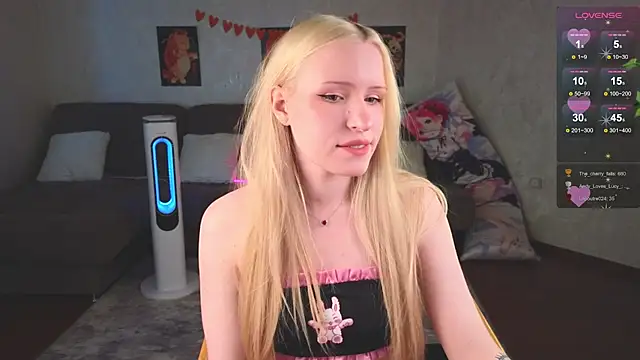 Snapshot of HILLOCHKA chatting on June 2, 2026, 2:30 pm HILLOCHKA online show from June 2, 2026, 2:30 pm