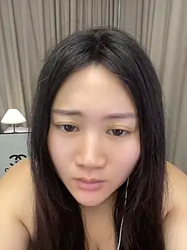 Luckysisi-s online show from June 20, 2026, 2:31 pm