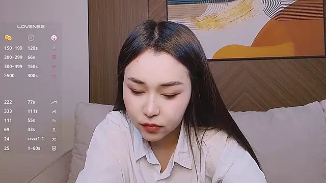 Snapshot of louisa_kim chatting on May 30, 2026, 7:44 pm louisa kim online show from May 30, 2026, 7:44 pm