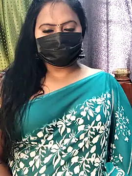 Snapshot of Meera_mia chatting on May 31, 2026, 8:21 am Meera mia online show from May 31, 2026, 8:21 am