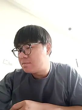 Snapshot of Yang0918 chatting on June 23, 2026, 2:48 pm Yang0918 online show from June 23, 2026, 2:48 pm