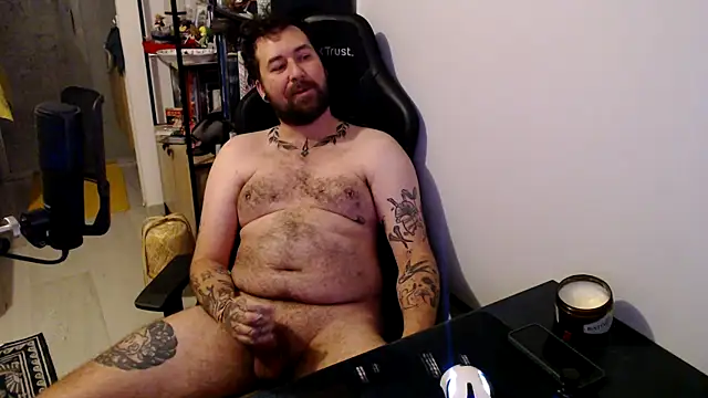 Moonblo0d online show from June 29, 2026, 5:46 am