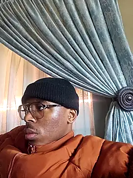 Snapshot of MbeshePTA chatting on July 6, 2026, 10:45 am MbeshePTA online show from July 6, 2026, 10:45 am