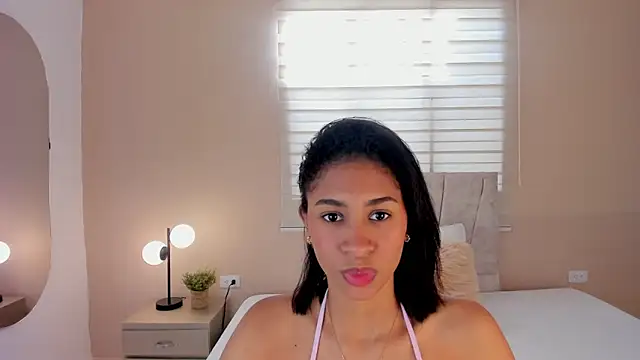 Snapshot of NIAH_JADET chatting on June 2, 2026, 12:51 pm NIAH JADET online show from June 2, 2026, 12:51 pm