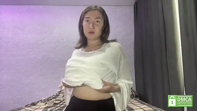 LaylaKrasnici online show from July 1, 2026, 8:38 am