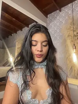 Snapshot of Amel_Rosse chatting on June 20, 2026, 3:04 pm Amel Rosse online show from June 20, 2026, 3:04 pm