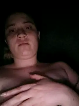 Hanna Falcone online show from July 29, 2026, 4:43 am