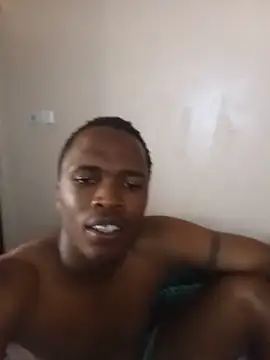 Snapshot of tinyy-bee chatting on May 26, 2026, 1:07 pm tinyy-bee online show from May 26, 2026, 1:07 pm