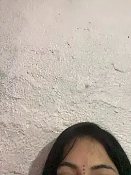 Snapshot of YummyGirl_ chatting on July 22, 2026, 10:23 pm YummyGirl online show from July 22, 2026, 10:23 pm