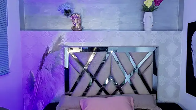 Snapshot of zarina_winslow chatting on July 14, 2026, 8:25 pm zarina winslow online show from July 14, 2026, 8:25 pm