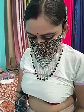 Snapshot of Curvy_shivani chatting on June 20, 2026, 5:43 am Curvy shivani online show from June 20, 2026, 5:43 am