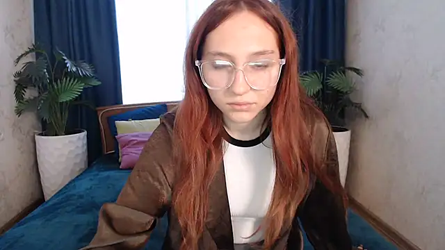 Snapshot of ModelGyrl chatting on June 15, 2026, 8:16 am ModelGyrl online show from June 15, 2026, 8:16 am