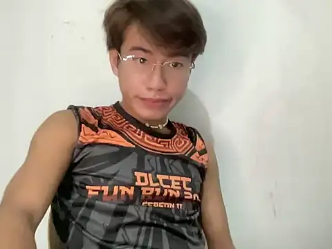 grumpyyy2003 online show from June 16, 2026, 5:43 am