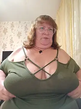 Snapshot of Sweet19-68 chatting on June 28, 2026, 8:48 pm Sweet19-68 online show from June 28, 2026, 8:48 pm