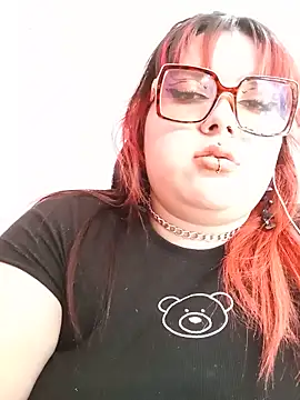 Snapshot of curvy_latina chatting on June 26, 2026, 7:51 pm curvy latina online show from June 26, 2026, 7:51 pm