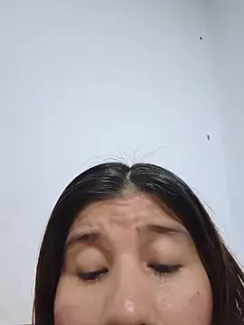 Snapshot of fire_mommy chatting on June 1, 2026, 10:33 pm fire mommy online show from June 1, 2026, 10:33 pm