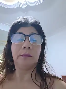 fire mommy online show from June 19, 2026, 10:24 pm