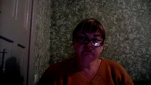 Empress211 online show from June 1, 2026, 5:58 pm