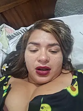 Snapshot of leonorq chatting on June 1, 2026, 4:41 pm leonorq online show from June 1, 2026, 4:41 pm