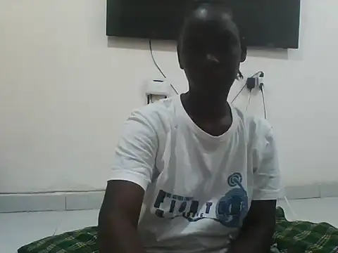 Snapshot of Wild_flower0 chatting on June 1, 2026, 12:29 pm Wild flower0 online show from June 1, 2026, 12:29 pm