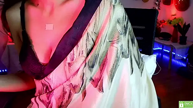 Snapshot of Yalinahotty chatting on June 30, 2026, 2:45 am Yalinahotty online show from June 30, 2026, 2:45 am