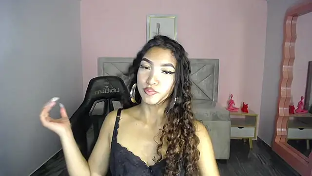 Snapshot of CamilaVixen_ch chatting on July 4, 2026, 8:26 pm CamilaVixen ch online show from July 4, 2026, 8:26 pm