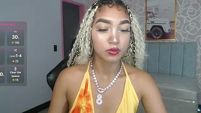 Snapshot of CamilaVixen_ch chatting on July 16, 2026, 1:50 pm CamilaVixen ch online show from July 16, 2026, 1:50 pm