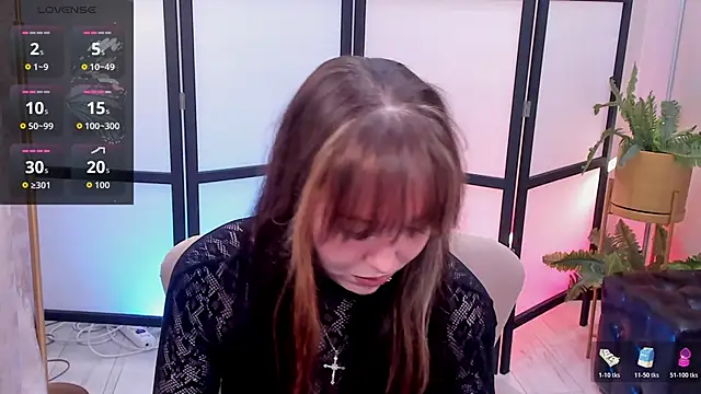 Snapshot of Hyuna_Flowers chatting on June 7, 2026, 3:32 am Hyuna Flowers online show from June 7, 2026, 3:32 am