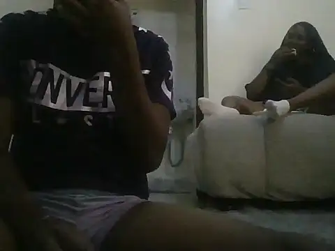 Snapshot of Suger_whisper chatting on July 3, 2026, 7:20 pm Suger whisper online show from July 3, 2026, 7:20 pm