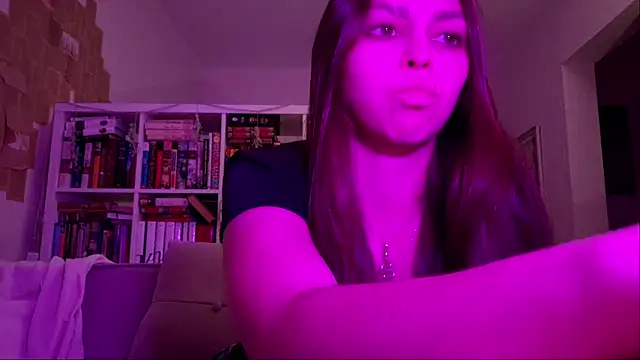 Snapshot of Mia_dial chatting on June 2, 2026, 9:50 pm Mia dial online show from June 2, 2026, 9:50 pm
