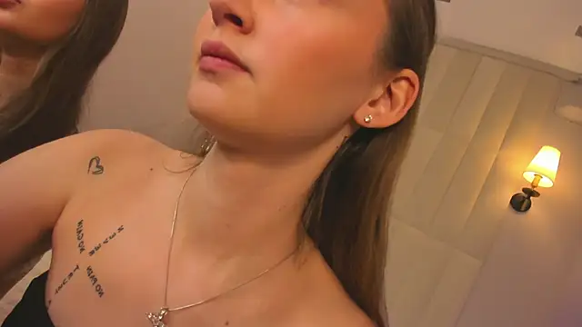 Snapshot of Ella_Butler chatting on June 23, 2026, 9:07 am Ella Butler online show from June 23, 2026, 9:07 am