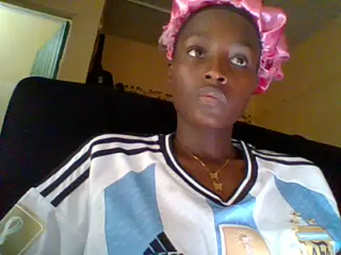 Snapshot of slimbabydolly chatting on June 21, 2026, 11:13 am slimbabydolly online show from June 21, 2026, 11:13 am