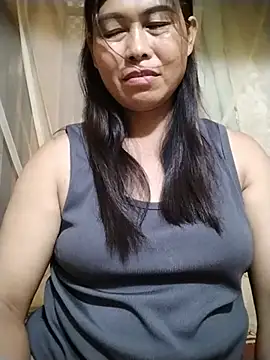 Snapshot of -Hatybi- chatting on July 7, 2026, 6:05 am -Hatybi- online show from July 7, 2026, 6:05 am
