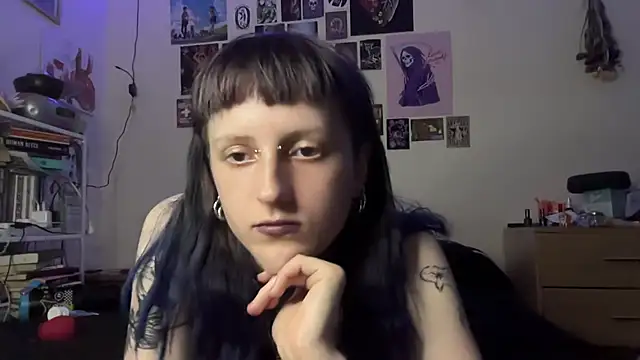 Snapshot of batzy666 chatting on June 1, 2026, 12:07 pm batzy666 online show from June 1, 2026, 12:07 pm