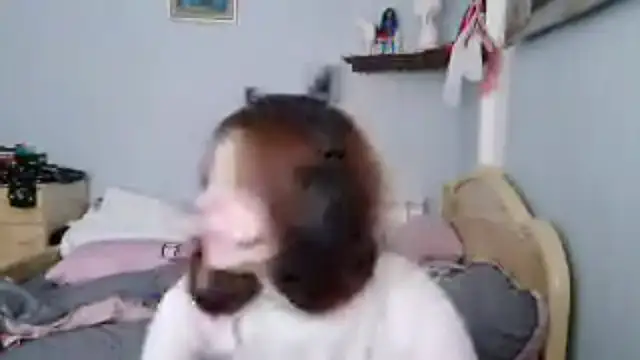 Snapshot of AlessiaViolet chatting on May 30, 2026, 8:22 am AlessiaViolet online show from May 30, 2026, 8:22 am