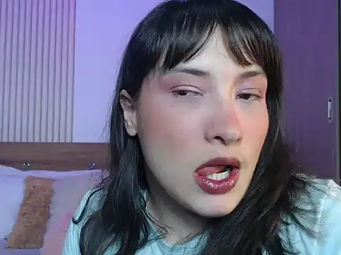 ValentinaGreyy online show from June 1, 2026, 9:49 pm
