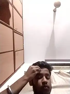 Snapshot of Vishal-Hyderabad chatting on June 22, 2026, 10:40 pm Vishal-Hyderabad online show from June 22, 2026, 10:40 pm